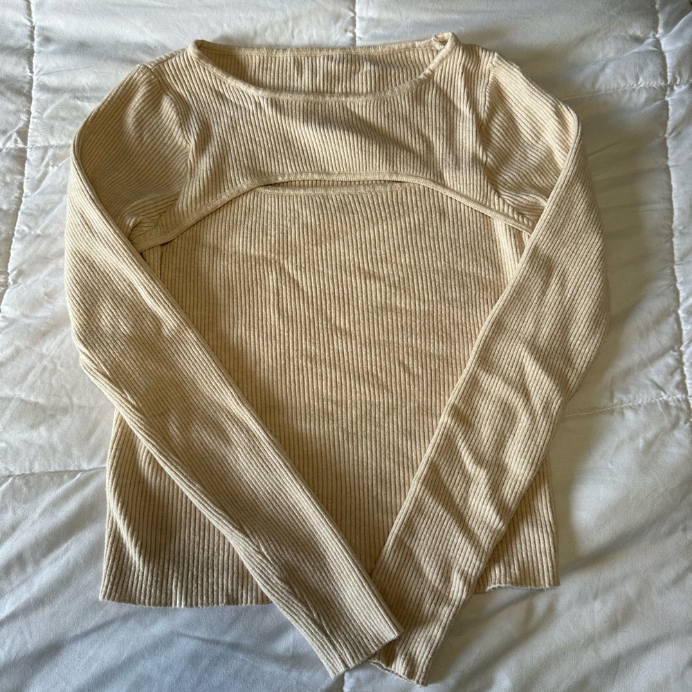 Keyhole Ribbed Long Sleeve Top
